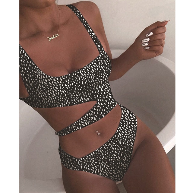New Sexy White One Piece Swimsuit Women Cut Out Swimwear Push Up Monokini Bathing Suits Beach Wear Swimming Suit For Women-13